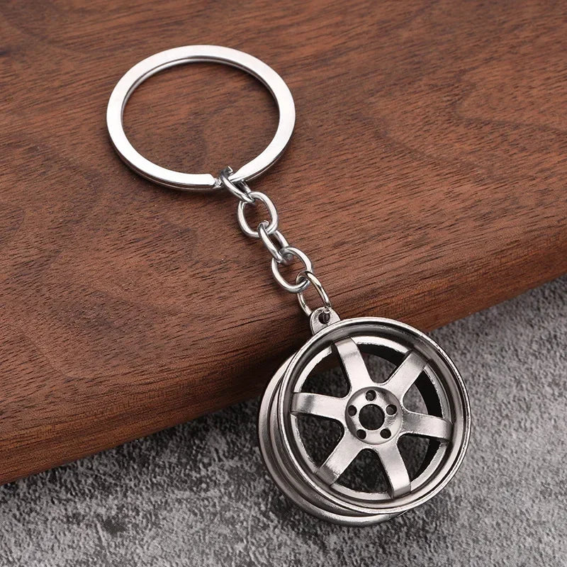 Automotive Gear Head Keychain - Speed Gearbox Keyring with Turbo Hub & Brake Disc Design
