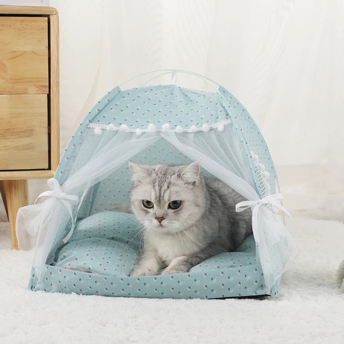 Premium Pet Tent Bed - Warm Clamshell Cat House with Cushion