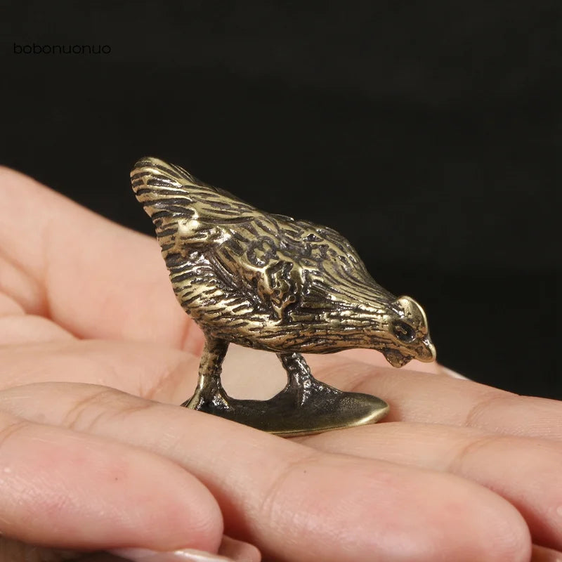 Ancient Solid Chicken eats rice Tea Pet Miniature Figurines Antique Pocket Rooster Desktop Ornament Home Decoration Craft