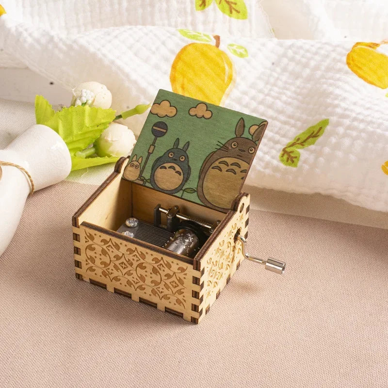 New Hot Wooden painted music box decoration, light luxury wooden hand cranked music box
