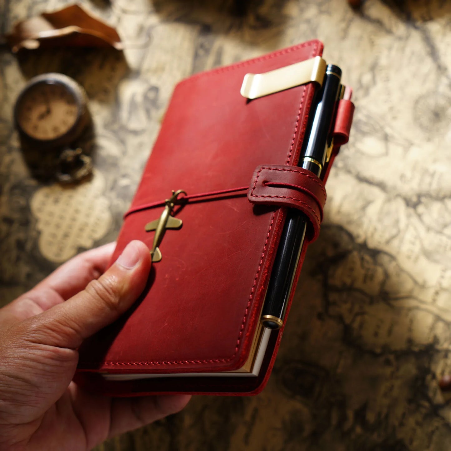 Handmade Vintage Leather Travel Diary Potable Planner Storage Function Retro Style Cowhide Notebook Exquisite Gift