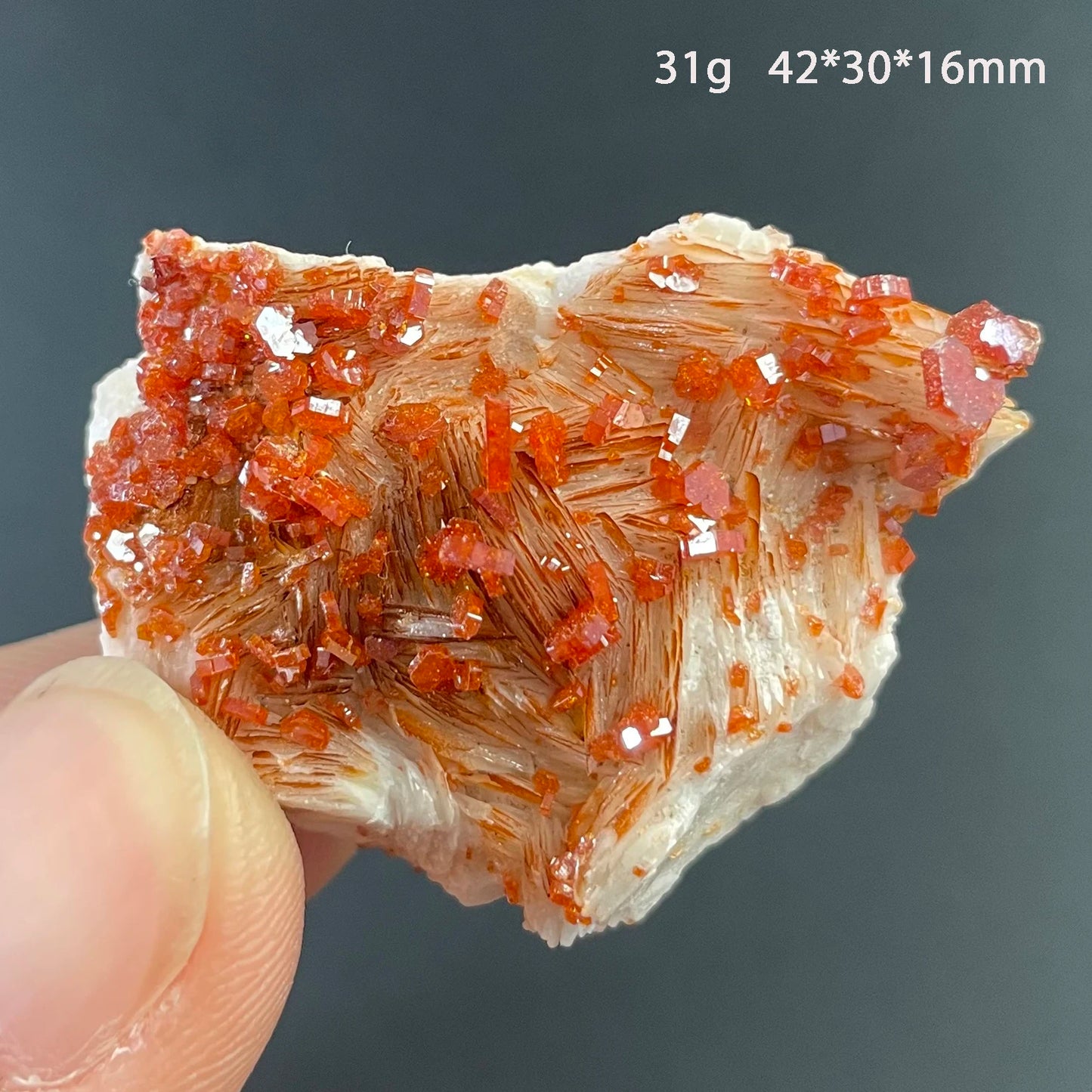 Natural Stone Vanadinite Crystal Mineral Specimen Quartz Cluster Raw Rock Decoration Rough Polished Healing