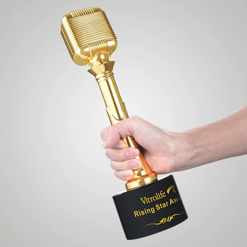 Creative Music and Singing Trophy, Metal Microphone Award, Excellent Employees Competition Souvenir, Custom Home Decoration, 1Pc