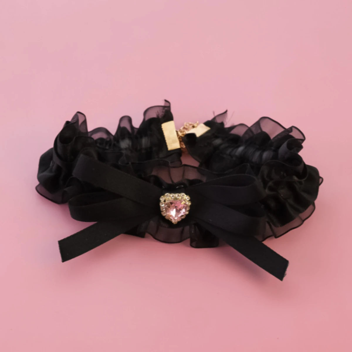 Luxury lace and rhinestone pet collar with heart-shaped charm-cute floral bow design, adjustable for cats and small dogs