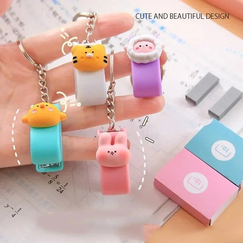 Mini Stapler Keychain - Kawaii Animal Design Portable Stapler for Students & Office