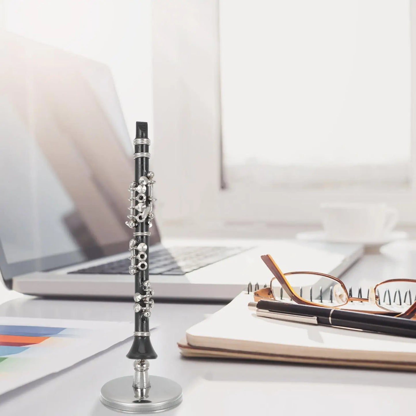 Mini Clarinet Model Realistic Copper Finish Musical Decoration Home Accessories Miniature Wind Instrument