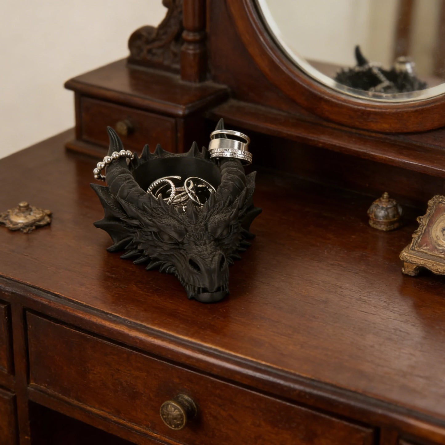 Cross-Border Gothic Dark Style Dragon Head Shaped Desktop Jewelry Storage Tray For Personalized Dark-Style Home Desktop Soft Dec