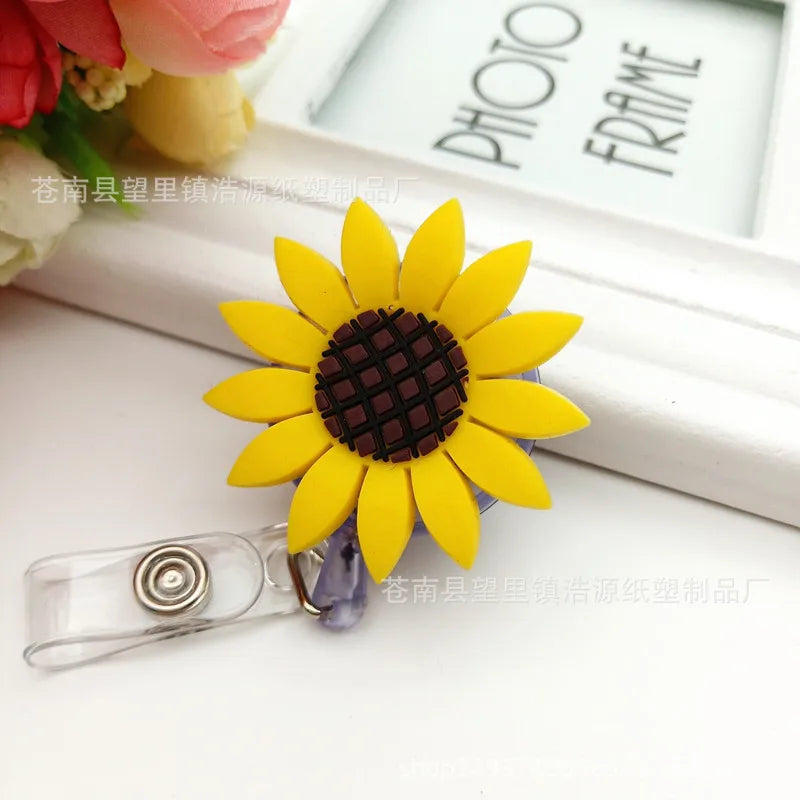 New Design 1 Piece Soft Silicone Retractable Nurse Badge Reel Cute Strawberry Love Heart Rainbow Flowers ID Card Holder Lanyard