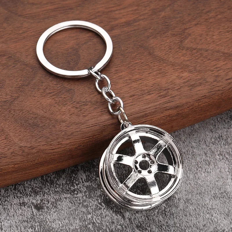 Automotive Gear Head Keychain - Speed Gearbox Keyring with Turbo Hub & Brake Disc Design