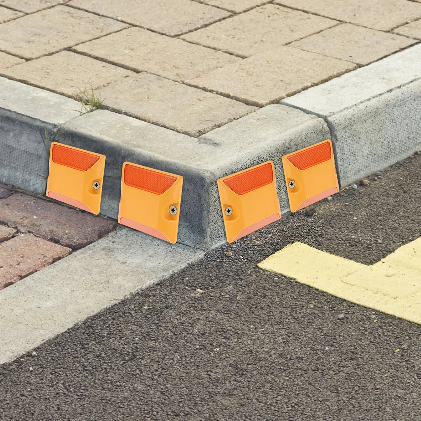 10 Pcs Traffic Facilities Laid Highway Markers Cast Aluminum Reflective Safety Polycarbonate Plastic Guardrail Reflectors