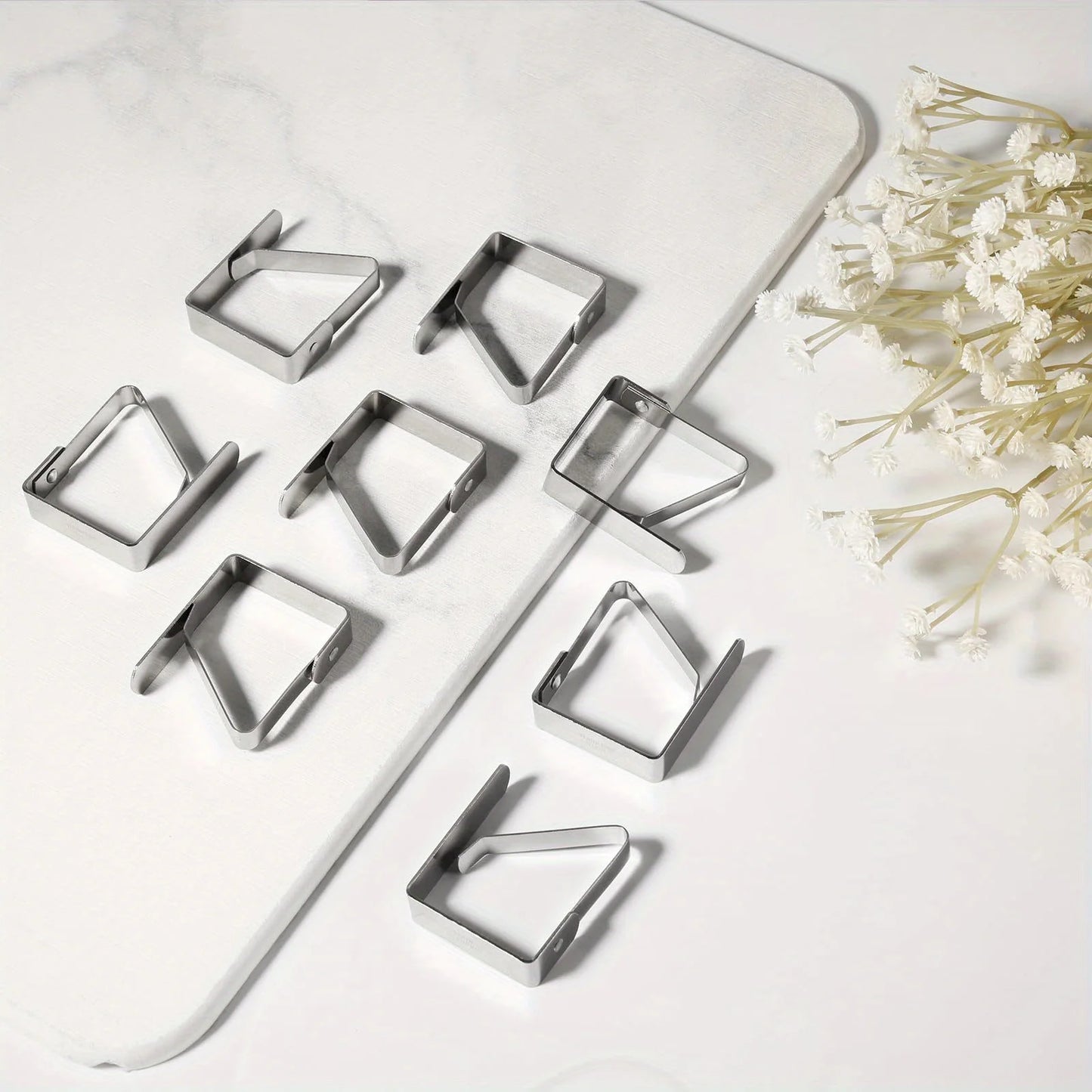 Outdoor table with stainless steel tablecloth clip, metal tablecloth clip, picnic party wedding tablecloth clip