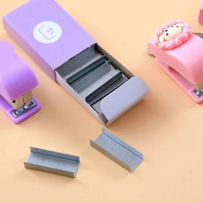 Mini Stapler Keychain - Kawaii Animal Design Portable Stapler for Students & Office