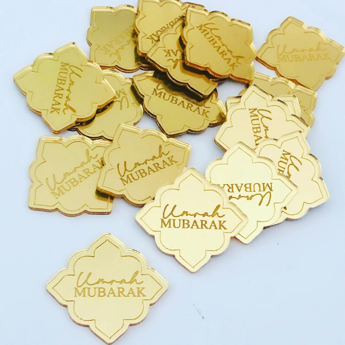 10pcs Engraved Umrah Mubarak Acrylic Cake Charm Muslim Islamic Eid Al Adha Mirrored Acrylic Cupcake Topper Dinner Table Decor