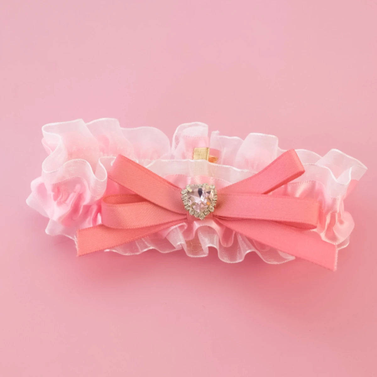 Luxury lace and rhinestone pet collar with heart-shaped charm-cute floral bow design, adjustable for cats and small dogs