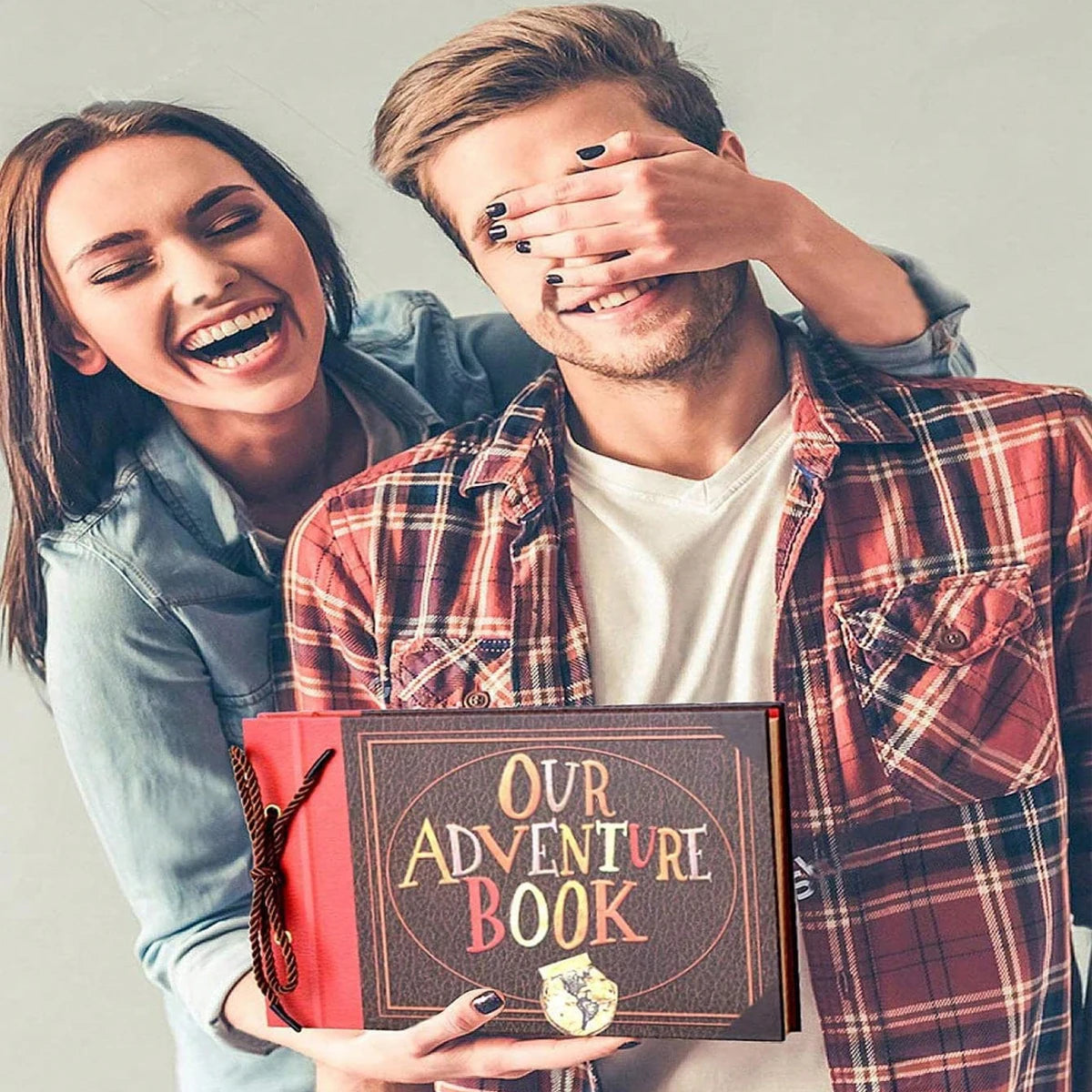 Our adventure book scrapbook Pixar Up handmade home scrapbook album can be expanded to 80 pages and comes with DIY accessory kit