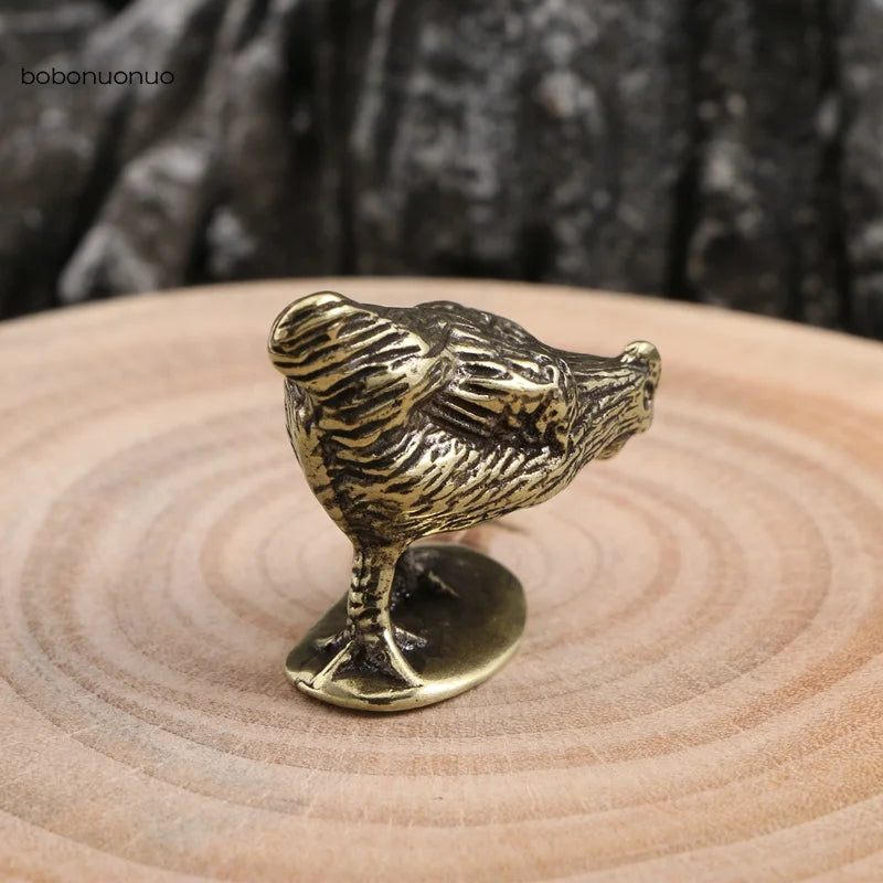 Ancient Solid Chicken eats rice Tea Pet Miniature Figurines Antique Pocket Rooster Desktop Ornament Home Decoration Craft