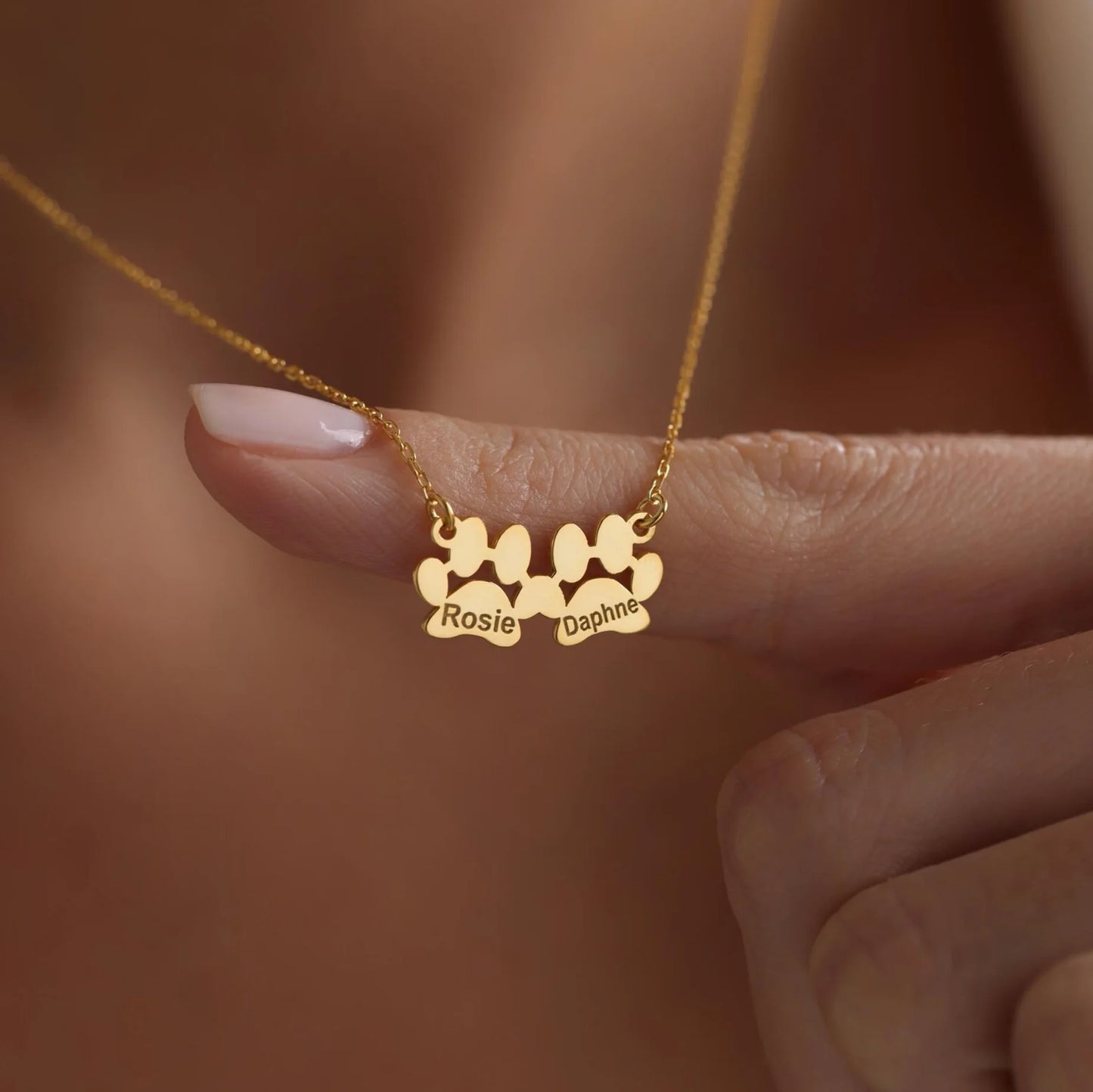 Jeshayuan Personalized Heart Shaped Engraved Paw Print Necklace Customized Name Necklaces with Birth Stone Jewelry Gift for Love