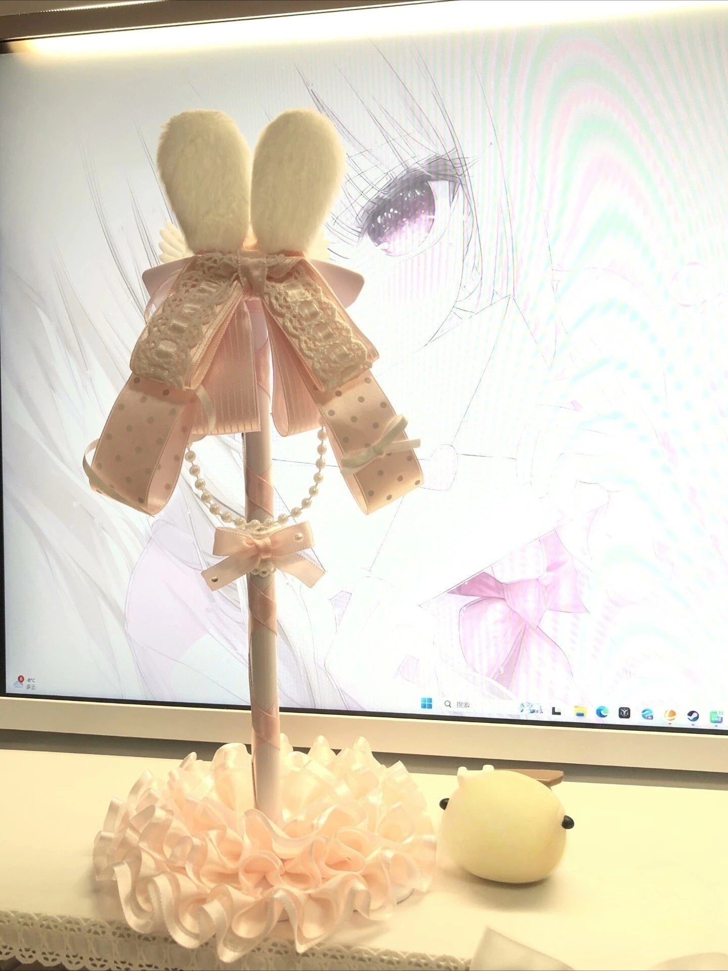 Plush Headphone Stand Customized Cute Headphone Storage Rack Desktop Gaming Esports Earphone Display Stand Headphone Accessories