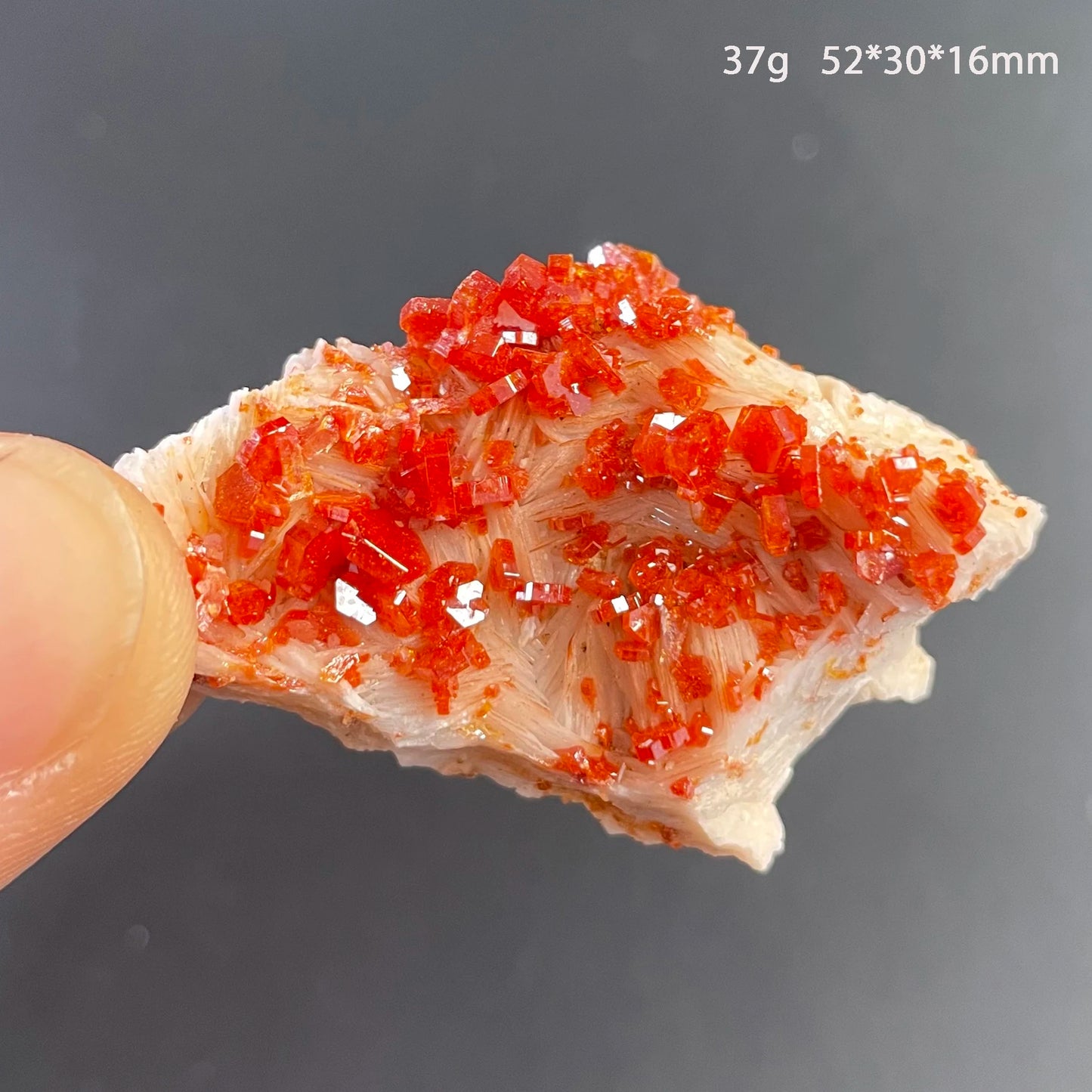 Natural Stone Vanadinite Crystal Mineral Specimen Quartz Cluster Raw Rock Decoration Rough Polished Healing