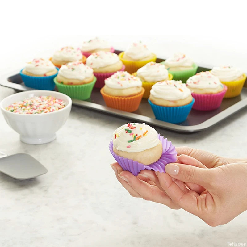 Silicone Cupcake Molds Set - 12 Piece Reusable Baking Cups for Muffins, Pastries & Desserts